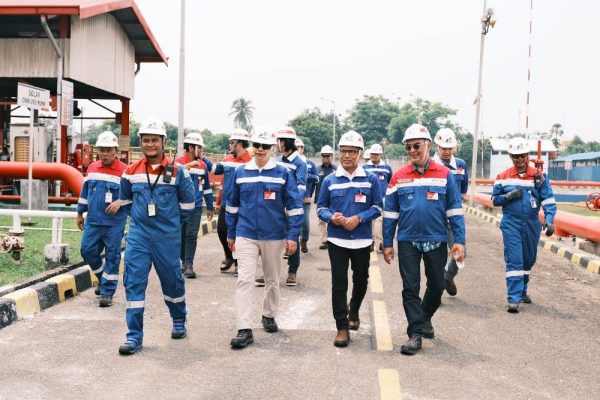 0et-281223-Pertamina Patra Niaga dan BPH MIgas kunjungi Fuel Terminal Cikampek