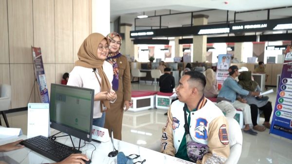 Suasana pelayanan di Mal Pelayanan Publik (MPP) membuat nyaman dan mudah. (ISTIMEWA)