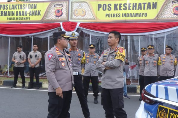 Kapolda Jawa Barat, Irjen Pol Dr Akhmad Wiyagus SIK MSi MM melakukan peninjauan dan pengecekan Rest Area Km 130 A, Senin 1 April 2024. Pengecekan dilakukan dalam rangka kesiapan Ops Ketupat Lodaya 2024 di wilayah hukum Polres Indramayu. Dalam kunjungannya, Kapolda Jabar didampingi oleh pejabat utama (PJU) Polda Jabar dan disambut langsung oleh Kapolres Indramayu, AKBP Dr M Fahri Siregar SH  SIK MH.